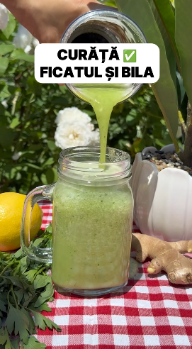 Reteta-Smoothie-Curata-Ficatul-si-Bila